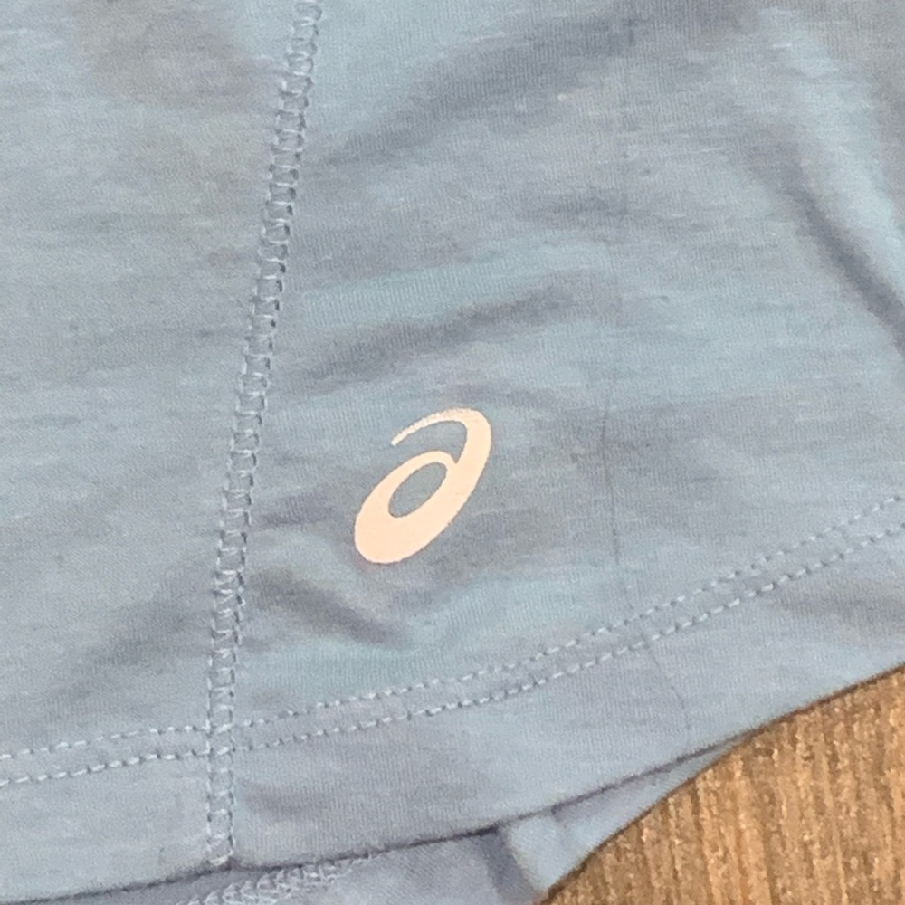 Asics Workout Top Bundle! Size Small - image 4